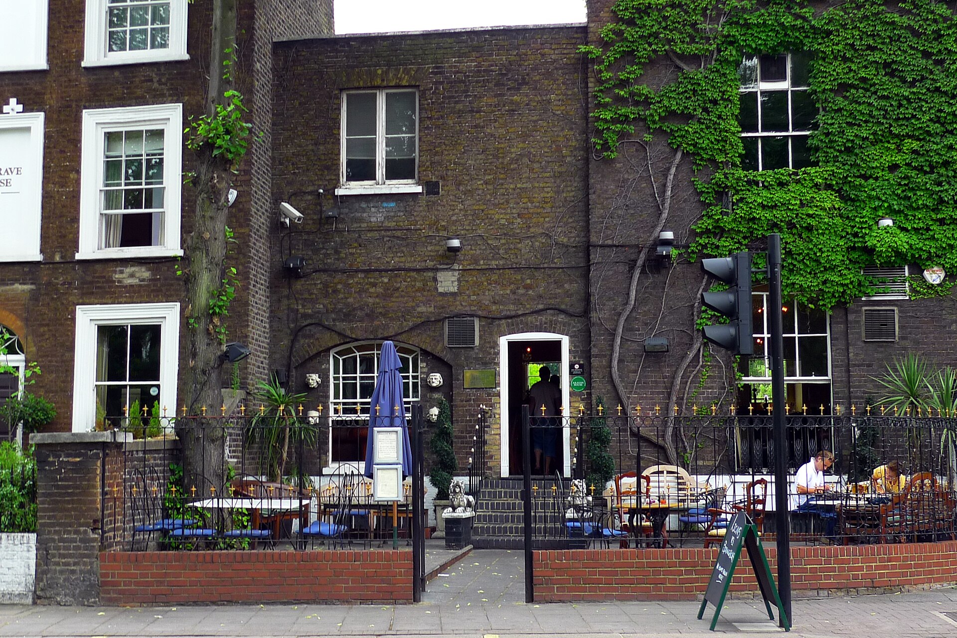 Aragon House, a period building at Parsons Green, Fulham SW6